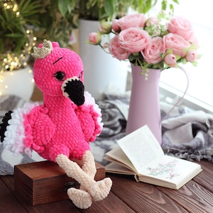Pink Flamingo Plush Toy – Handmade Crochet Flamingo – Cute Amigurumi Bird – Stuffed Animal Gift – Kawaii Nursery Decor – Soft Toy for Kids