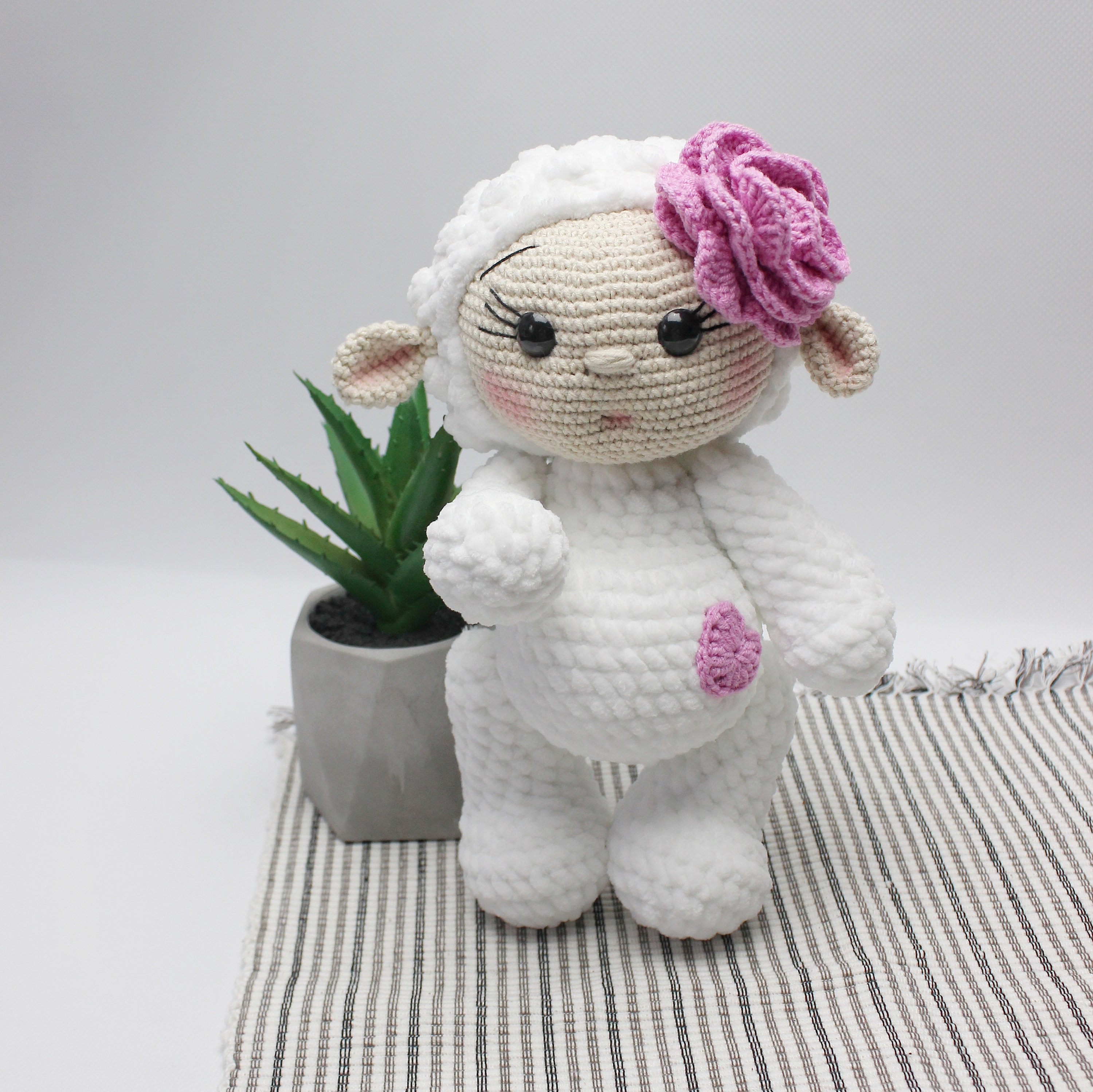 Bunny Crochet Kit. Crochet Kit for Beginners. Crochet Kit Beginner