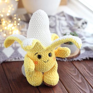 Crochet Plush Banana Pattern PDF – Amigurumi Banana Toy Tutorial – Cute Kawaii Fruit Crochet Pattern – Easy Banana Plushie DIY – Instant Download