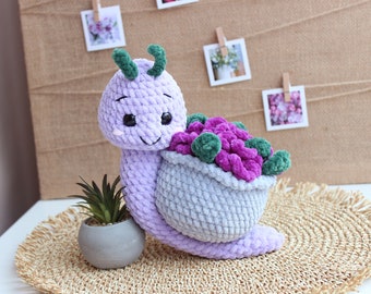 Caracol con violetas, Lindo regalo para mamá, Caracol de peluche con flores, Caracol Amigurumi, Regalo personalizado para ella