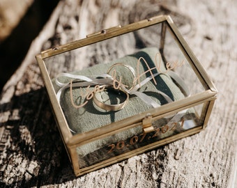 Ring box gold with olive cushion | Ring box made of glass square | personalized for the wedding