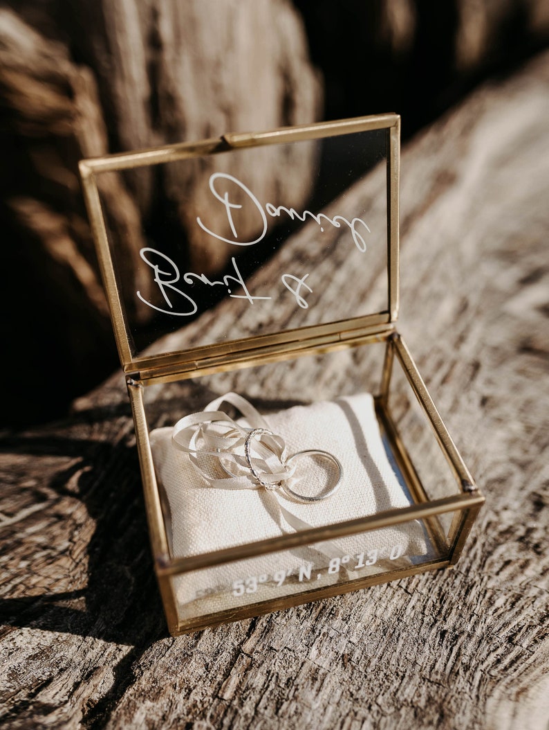 Caja de anillo de oro Caja para anillos de cristal cuadrada personalizado para la boda imagen 1