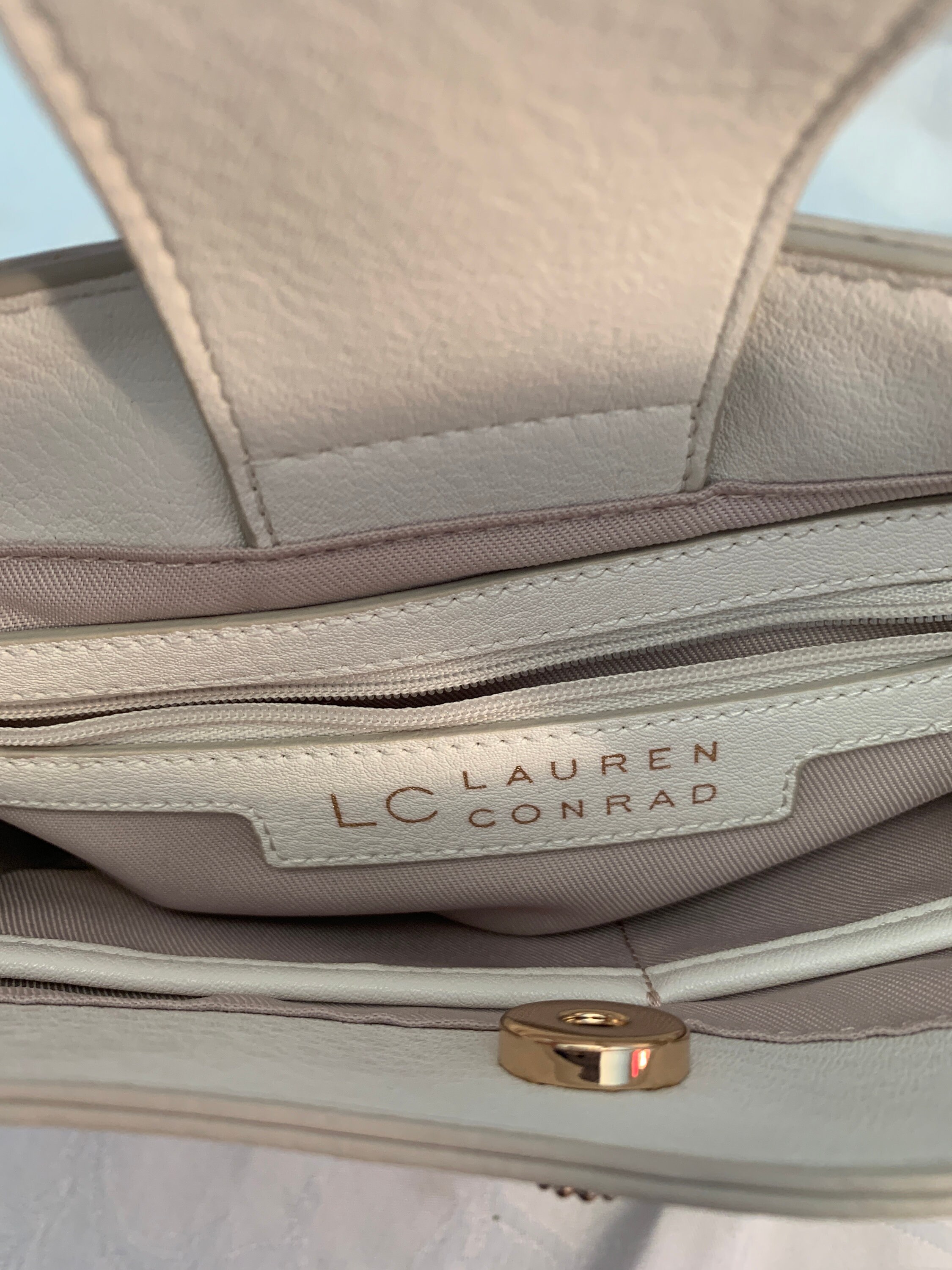 LC Lauren Conrad Candide Crossbody Bag | Purses and handbags, Chic  crossbody bag, Crossbody bag