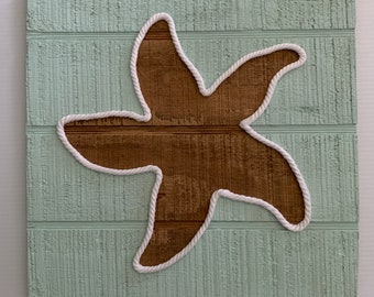 Beach theme, beach wall decor, starfish wall hanging, coastal decor, pallet art beach house