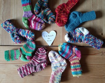 handgestrickte Babysocken für 3-6 Monate, Gr. 17 - 18, mit elastischem Schaft