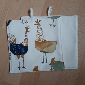 Pot holder, English designer fabric, Chicken Harriet, cooking, baking Harriet o. Mitte