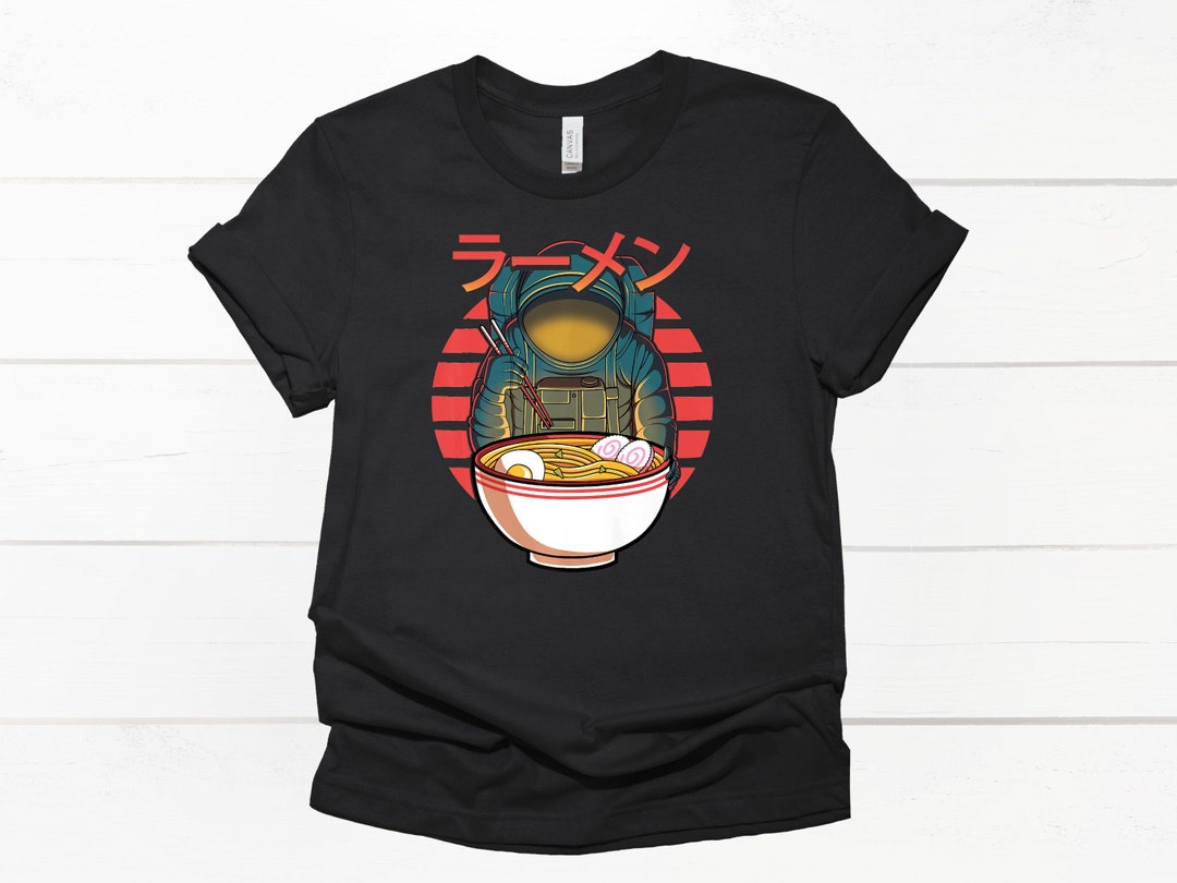 Panda Eating Ramen T Kawaii Giant Japanese Noodle Women T-shirt