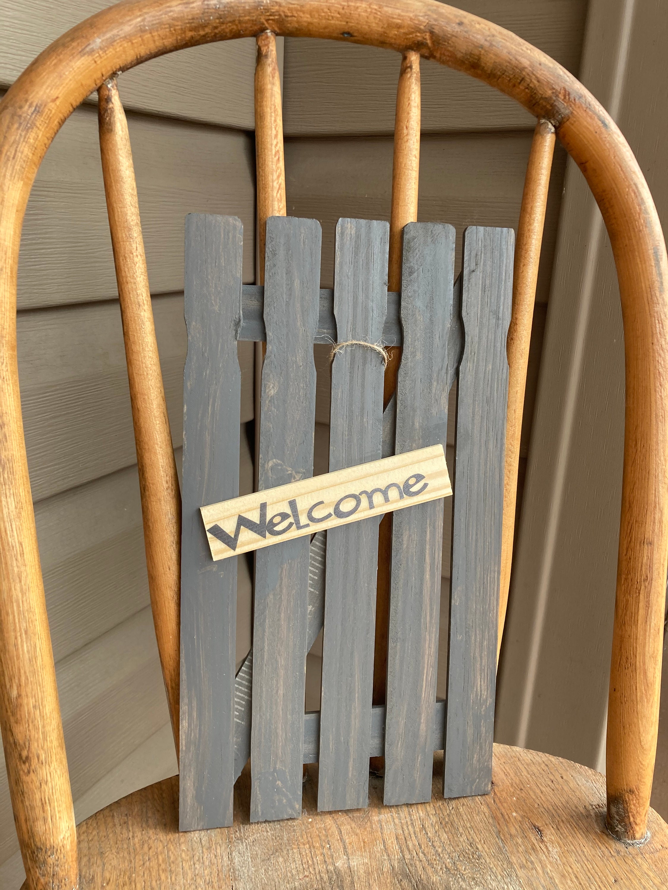 Country Picket Fence with Sign Etsy