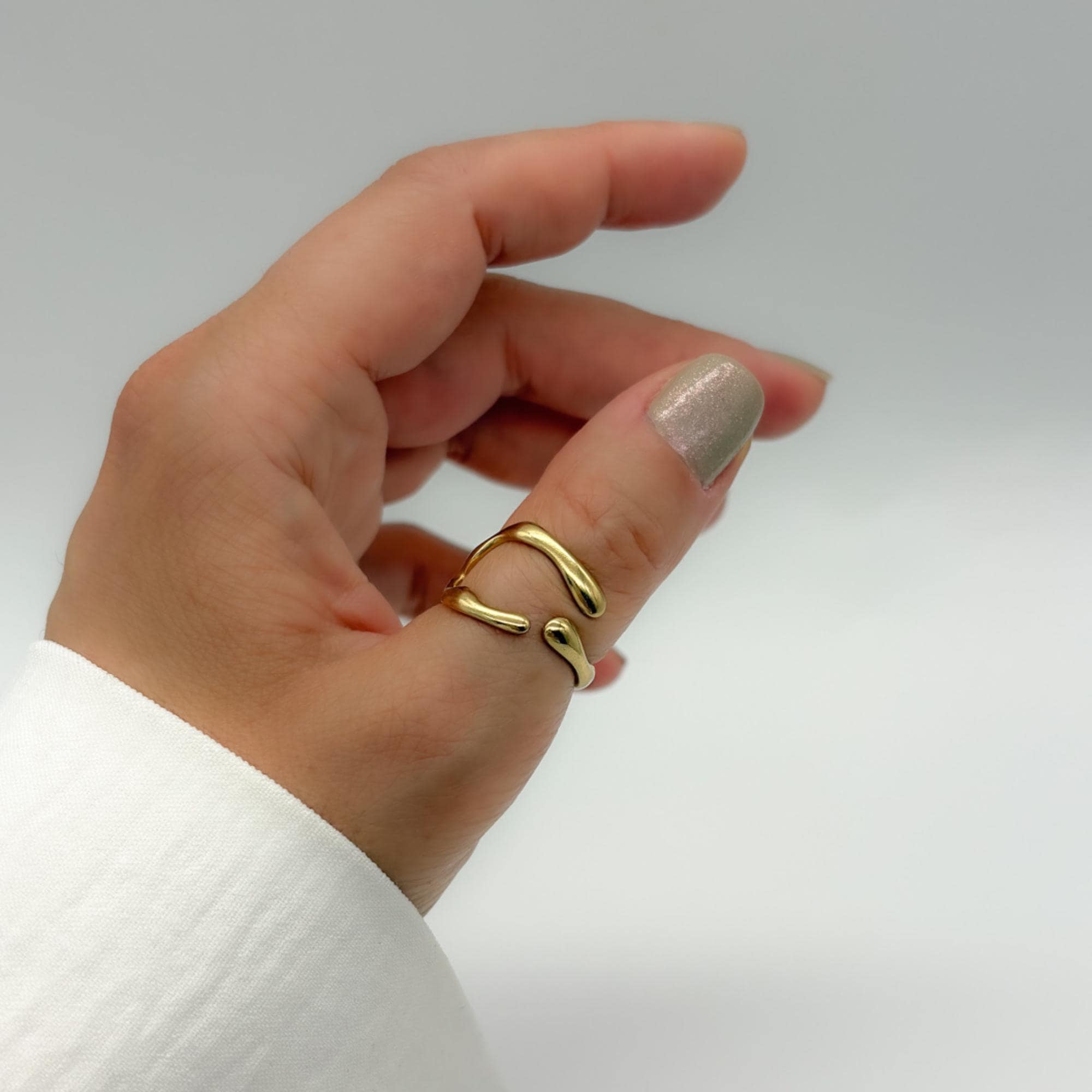 指輪・リング Wavy Ring #7416 Wavy Ring - Etsy