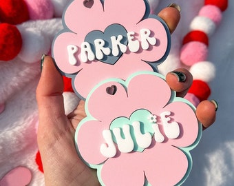 Daisy Acrylic Bag Tag: Groovy Custom Name Keychain