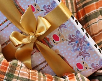 Reindeer Christmas wrapping paper, FSC approved and sustainably sourced wrapping paper, Luxury Christmas Eco Gift Wrap