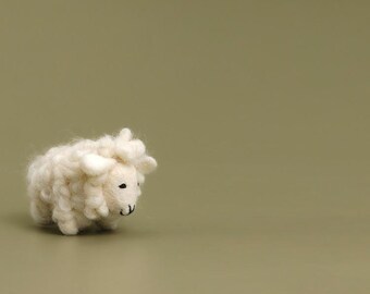 Sheep Key rings Creative gifts, wool felt, needle felting