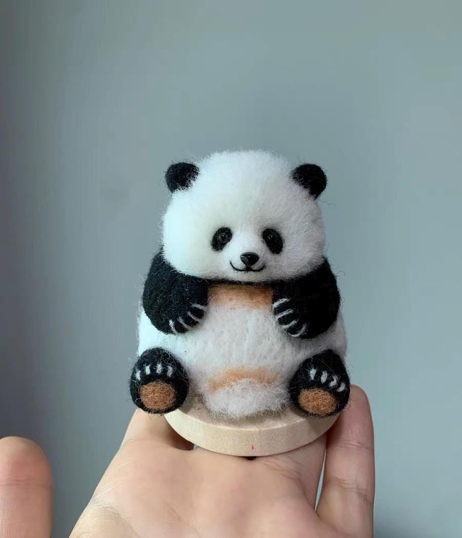 パンダキーホルダー | フェルトウールパンダ | ホームデコレーション