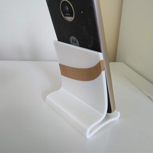 Supporto per Cellulare "Spline" Progettato e stampato 3D