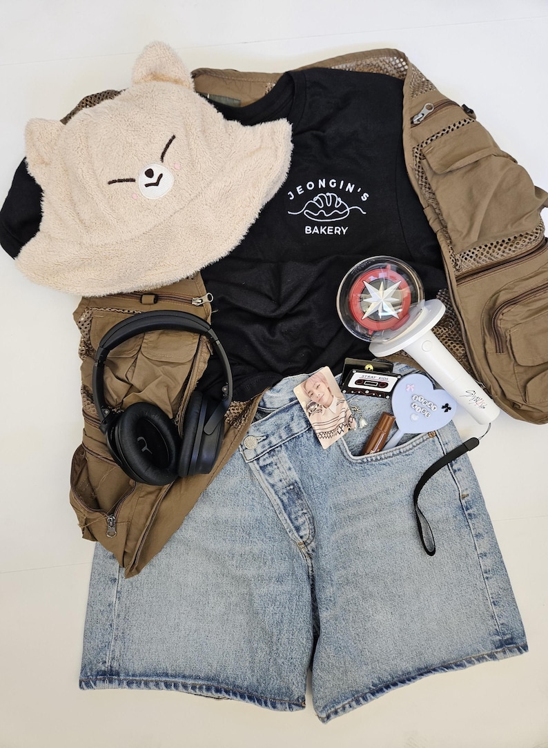 Stray Kids SKZ Skzoo Yang Jeongin IN Foxiny pluizige geborduurde vissershoed met oren! afbeelding 2