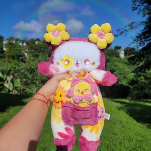 Flower Plushie - Jumbo Size