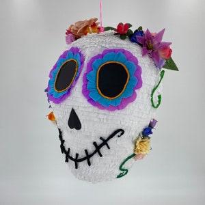 Sugar skull piñata, the perfect party game for Taco Tuesdays, Mexican evenings, Birthday parties and any fiesta worth celebrating image 3