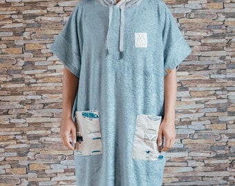 Poncho de surf de bambú hecho a mano: bata con capucha