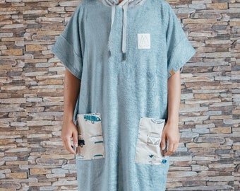 Poncho en bambou fait à la main pour lui, robe changeante de poncho de surf, serviette à capuche, parka de bain à capuche surf, poncho sur mesure