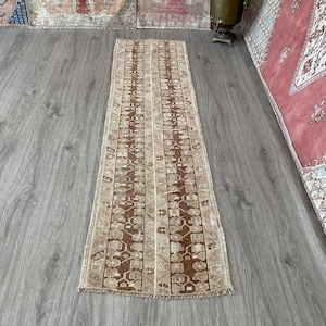1x6, Neutral Runner, Brown Runner Rug, Handmade Rug, Oriental Rug, Kitchen Runner Rug, Farmhouse Decor Rug, Wool Rug, 1x6 Runner, 1.5x5.9 ft