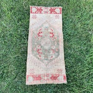 1x3 Rug, 1x3 Small Oushak Rug, Small Vintage Rug, 1x3 Red Rug, 1x3 Boho Rug, Entry Rug, Stairs Rug, Turkısh Doormat Rug, Kitchen Rug