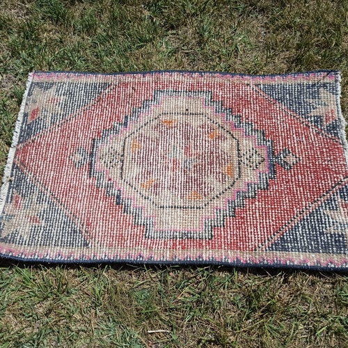 Small area rug, red turkish rug, doormat rug, buying bathroom decor, vintage rug, bohemian rug, bath mat, handmade rug