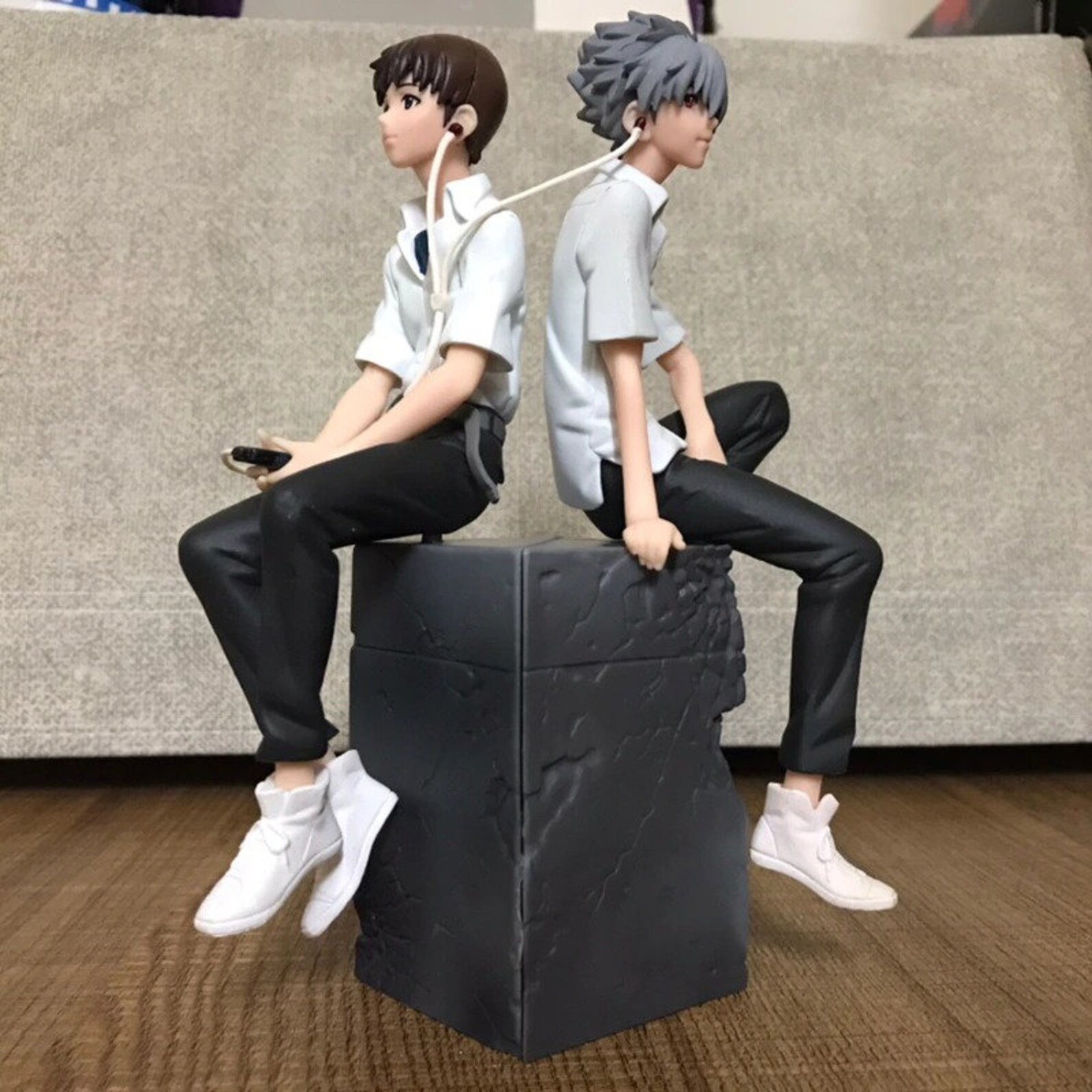 shinji and kaworu figures