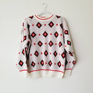 80s/90s Funky Diamond Print Crewneck Sweater. Mod Vintage Geometric Knit Pullover. Bold Pattern White Red Black Medium Crewneck