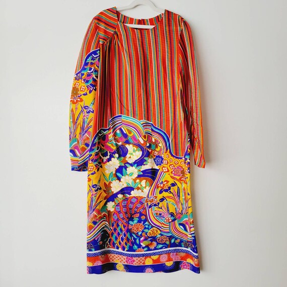 Vibrant Handmade Silky Groovy 70s Shift Dress. Fu… - image 2