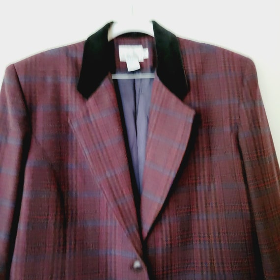 Moody Burgundy and Blue Plaid Blazer. Preppy Velv… - image 3