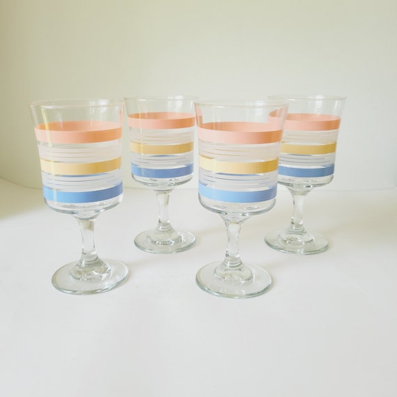4 verres vin pastel ray s vintage. Verres pied ray s pastel