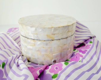Vintage Mother of Pearl Inlay Round Trinket Box, Jewelry Box with Lid