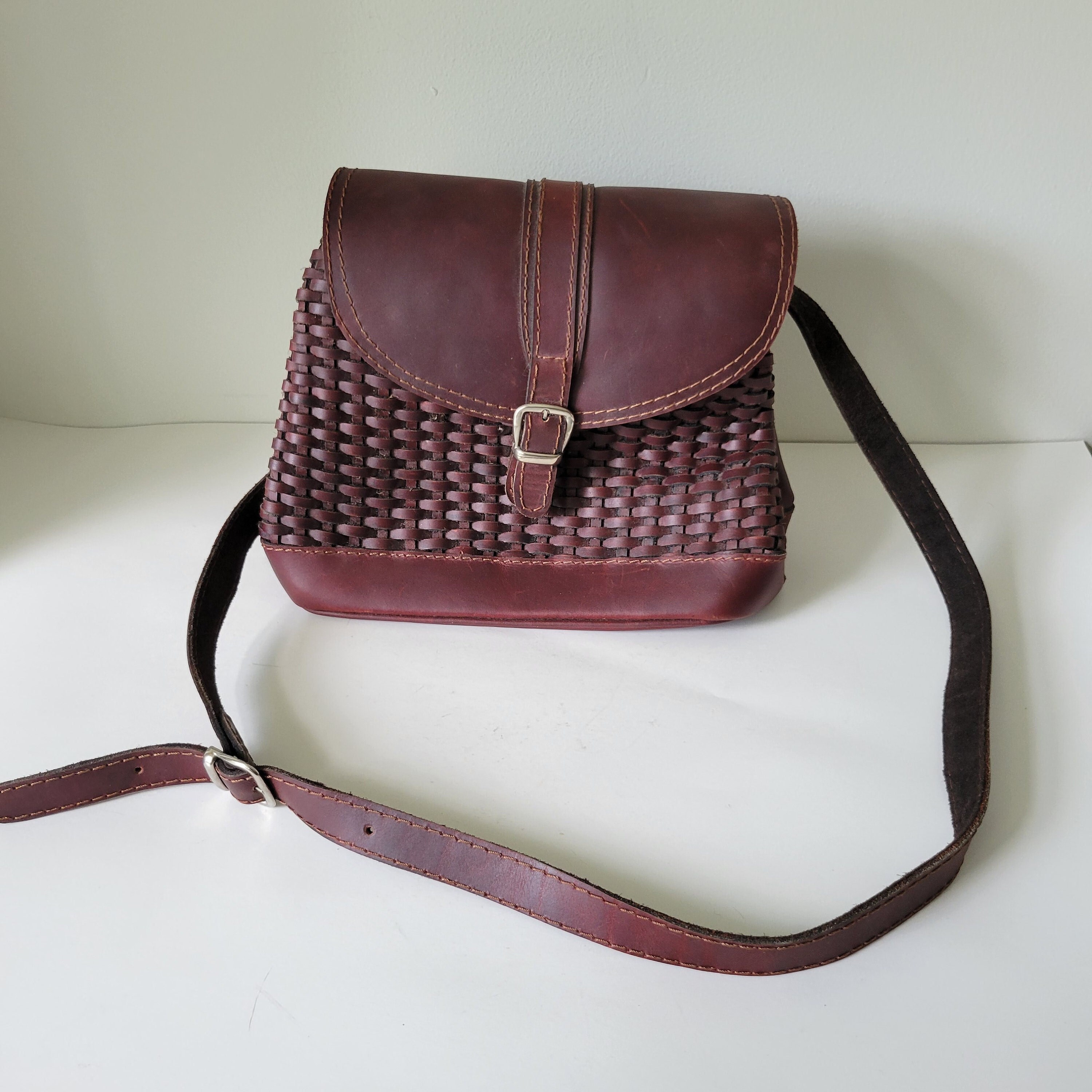 Vintage 90s Burgundy Woven Leather Purse. Genuine Leather Vintage 90s Burgundy Woven Leather Purse. Genuine Leather
