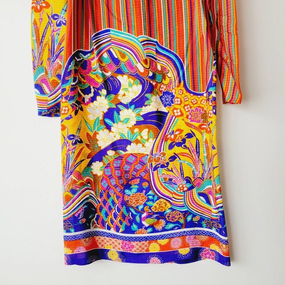 Vibrant Handmade Silky Groovy 70s Shift Dress. Fu… - image 6