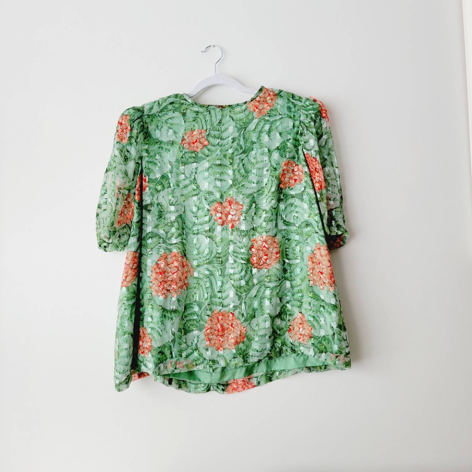 80s Flowy Lime Green Floral Patterned Blouse. Vintage Coral