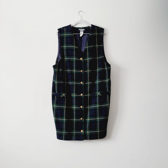 Dark Plaid Sleeveless Wool Blend Dress. Vintage 80s Tartan Pinafore Dress. Preppy Holiday Button Up Dress. Mod Grid Pattern Shift Dress Dark Plaid Sleeveless Wool Blend Dress. Vintage 80s Tartan Pinafore Dress. Preppy Holiday Button Up Dress. Mod Grid Pattern Shift Dress