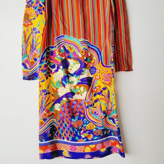 Vibrant Handmade Silky Groovy 70s Shift Dress. Fu… - image 3