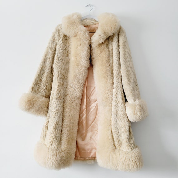 60s Cream Colored Penny Lane Princess Coat. Fur T… - image 2