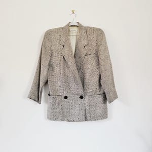 Vintage Longline Silk Double Breasted Blazer. 80s Business Casual Oversized Blazer. Light Academia Natural Fibers Abstract Patterned Blazer