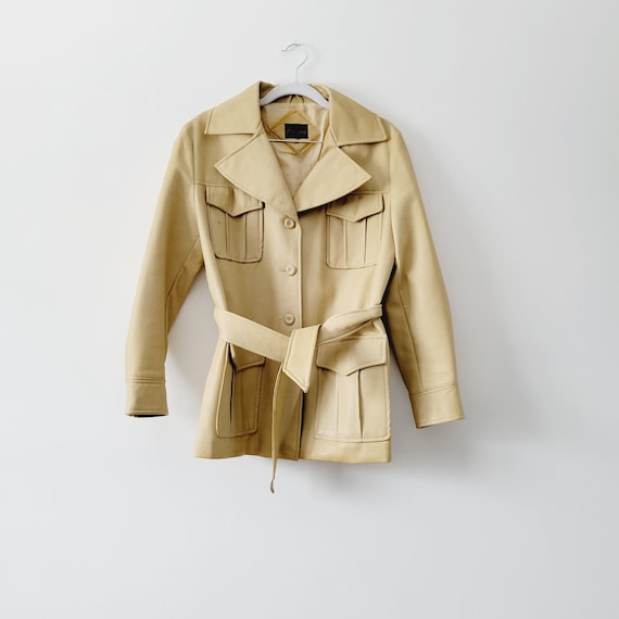 Cream 70s Vinyl Rockabilly Jacket With Belt. Vintage Americana