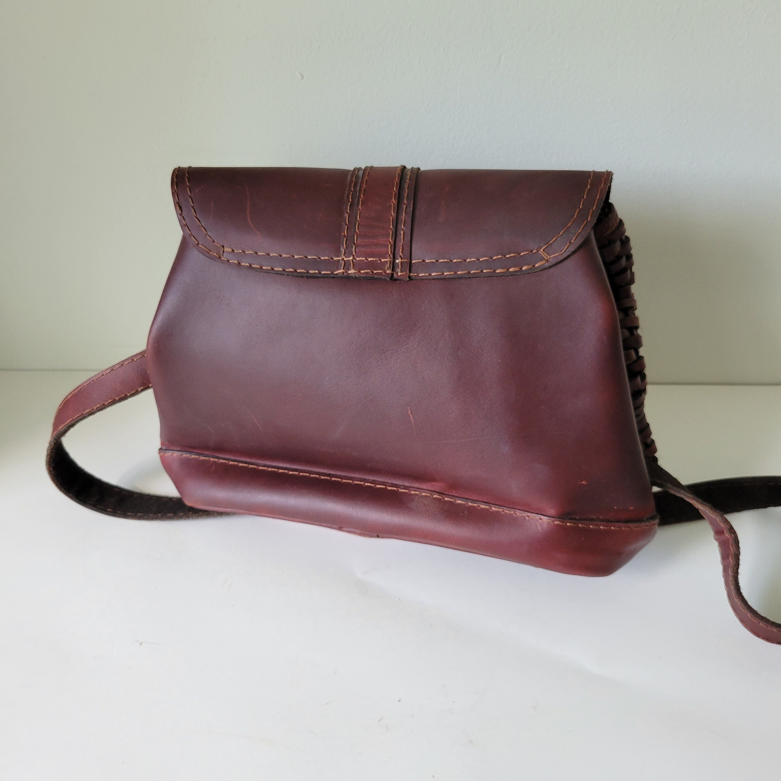 バッグ Vintage 90s Leather Body Bag il_fullxfull.3470994925_p8zf.jpg