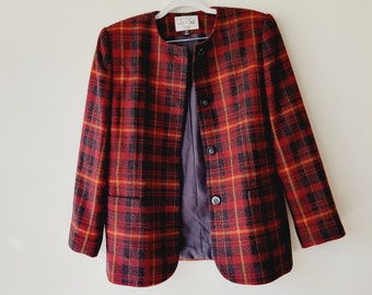 Classic Red Plaid Vintage Wool Blazer. Bold Plaid Statement Blazer. Business Casual Blazer for Layering. Red Holiday Structured Plaid Jacket