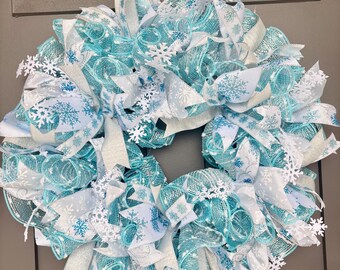 Snowflake Wreath, Winter Wreath, Blue Snowflake Wreath, Blue Winter Wreath, Wintertime Wreath, Blue Silver Wreath, Snow Wreath, Snowflake