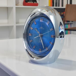 Sveglia a forma di uovo 67 Tokyo Tokei 1862, quadrante blu, rara sveglia da camino, era spaziale, parte superiore cromata, vintage