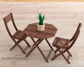 Archivos de corte láser para muebles de casa de muñecas: mesa, silla y maceta en miniatura (SVG, DXF, AI).