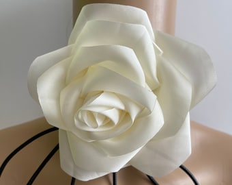 Ivory rose flower choker necklace for women’s long flannelette rope collar accessories phantom flower choker necklace vintage rose choker