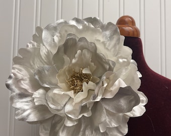 Large white silver bridal flower brooch pin oversized brooch flower brooch pin wedding accessories womens flower brooch pin shoulder corsage