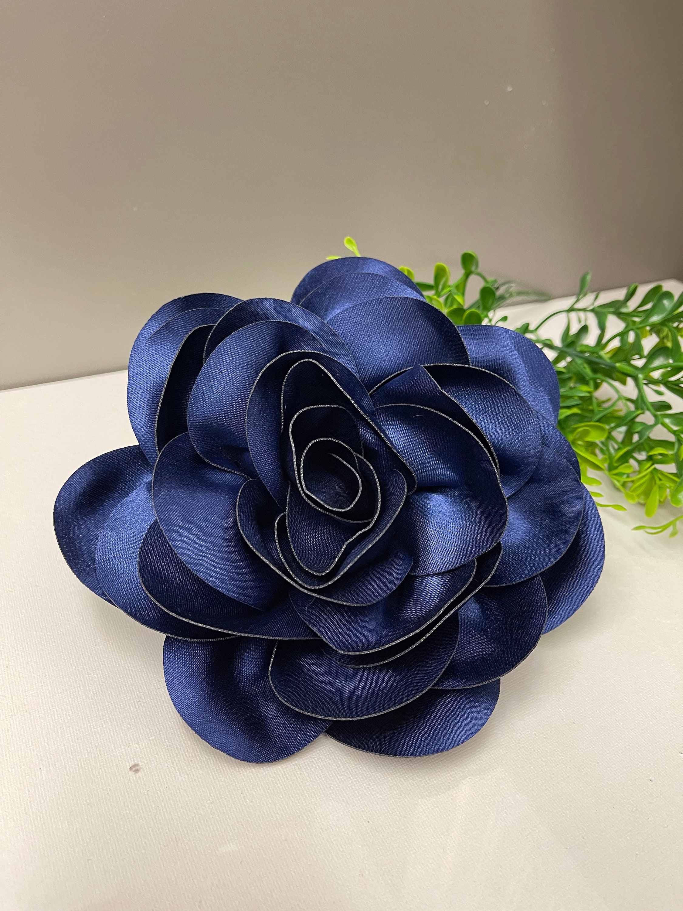 Large White Silk Flower Brooch Large Flower Brooch Shoulder Etsy