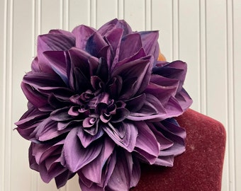 Grande broche fleur violette grande fleur fleur violette grande broche grande fleur fleur violette épingle fleur grande fleur violette pince à cheveux cadeau pour elle