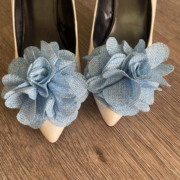 Clips para zapatos con forma de flor azul claro - Accesorios para tacones de mujer